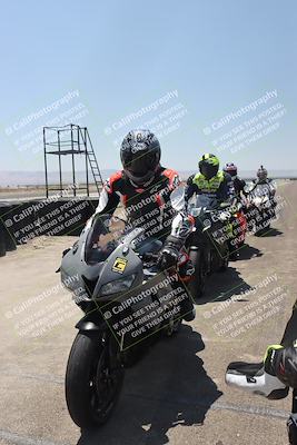 media/Jun-08-2025-TrackDaz (Sun) [[dc1ba13c79]]/Around the Pits/